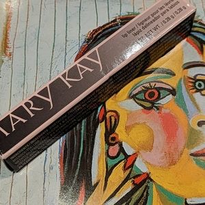 Mary Kay lip liner